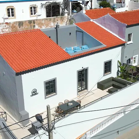 Queen Of The Bay Pearl Of Carvoeiro (Lagoa)